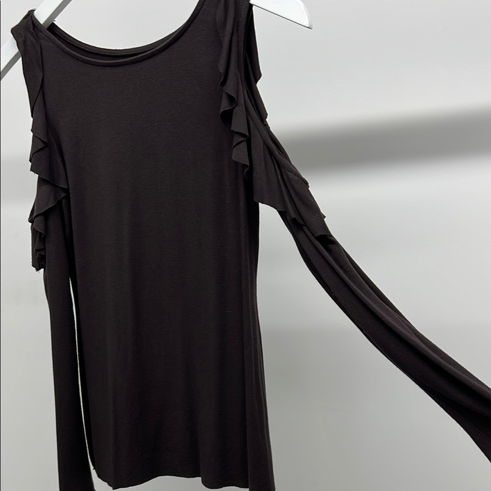 Bailey 44 Brown Ruffle Cold Shoulder Longsleeve - Picture 2 of 4
